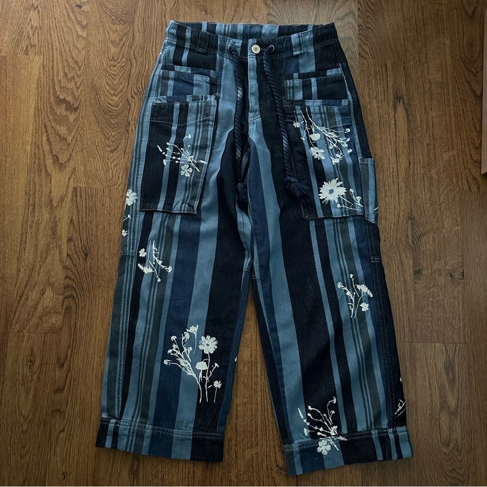 We the Free Cove Crop Pull on Floral Blue Striped Jeans size XS 100% cotton - Picture 2 of 10